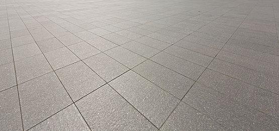 《第一狂战士：卡赞》游戏预告片展示凶残BOSS